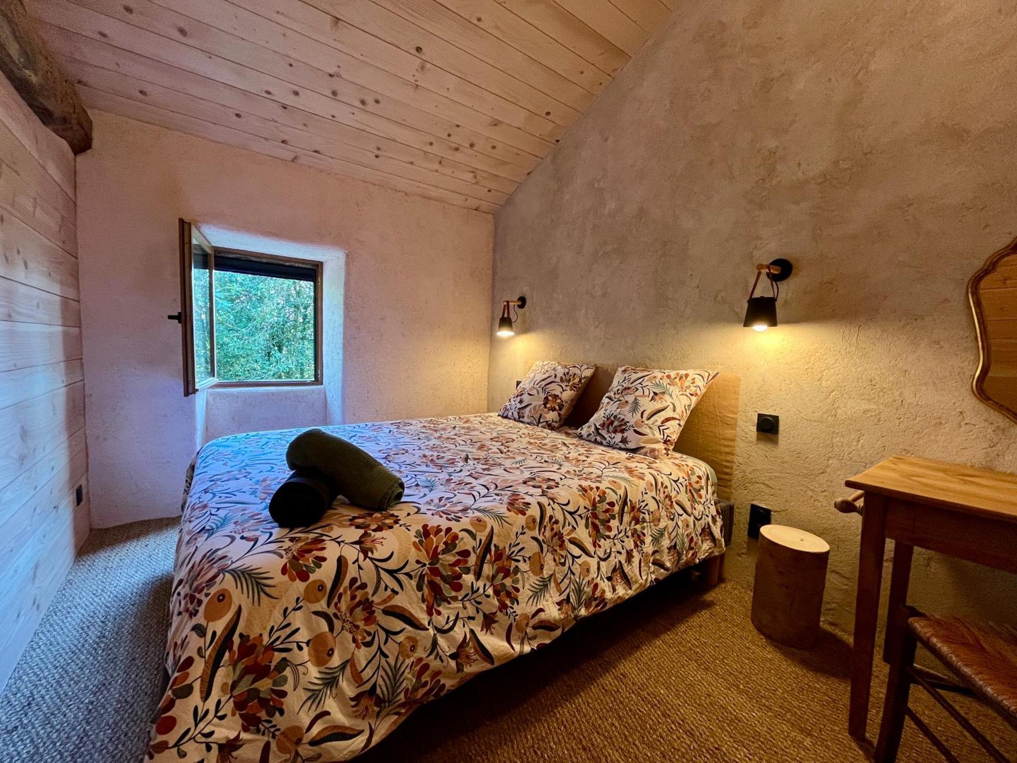Parenthese En Foret - Lodge Baliveau Le Bez  Exterior photo