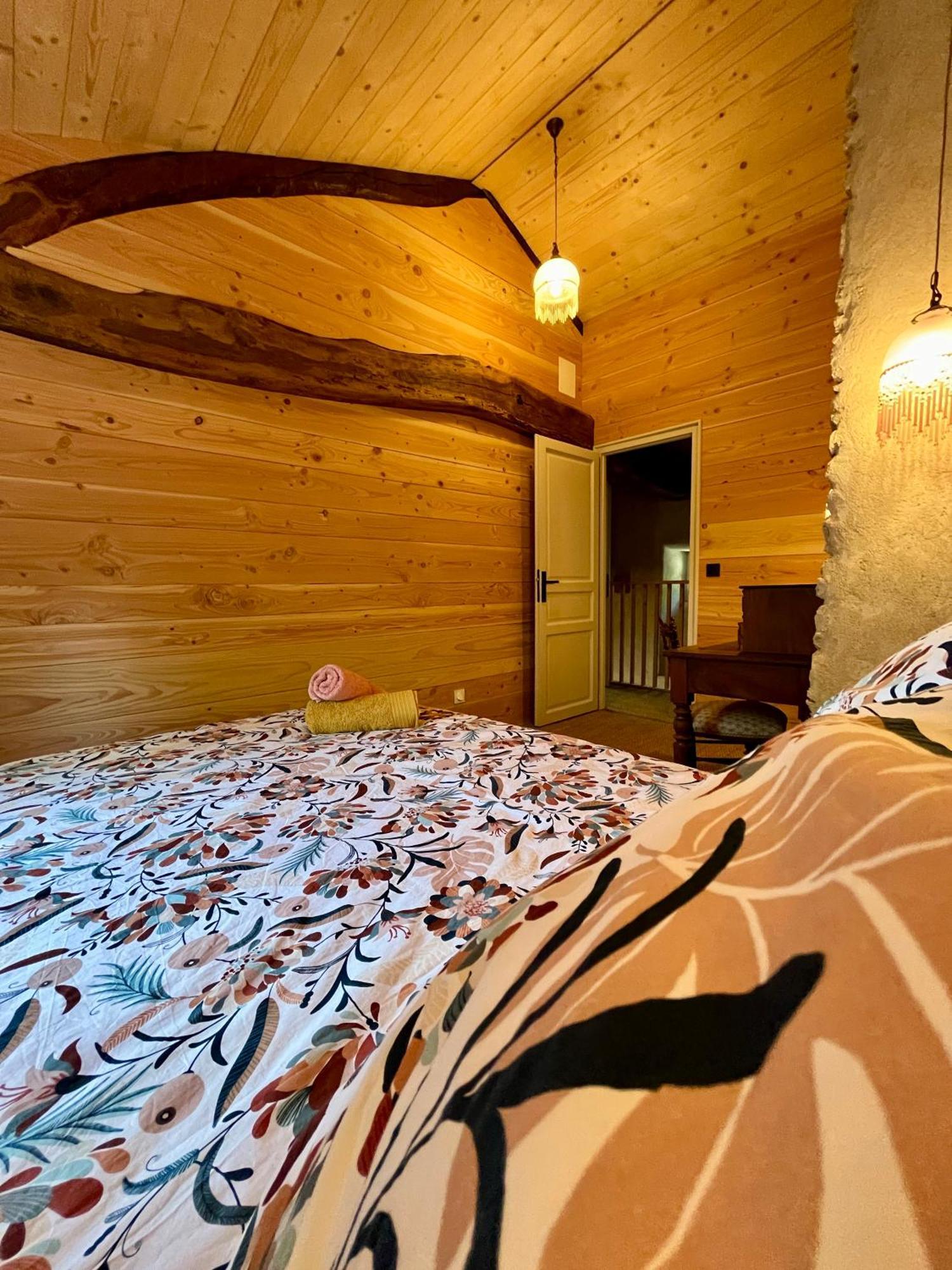Parenthese En Foret - Lodge Baliveau Le Bez  Exterior photo
